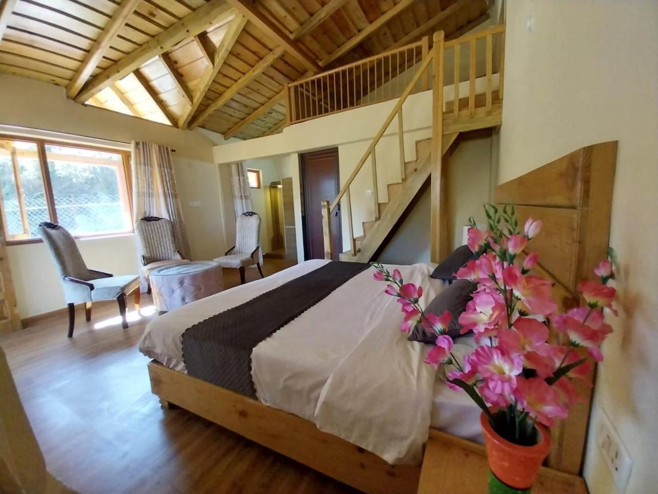 Hotel Anmol Paradise Mukteshwar Exterior foto